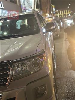 تويوتا لاندكروزر